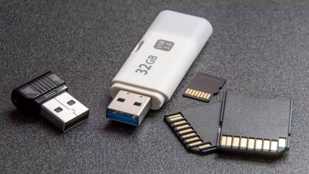 Memorias y Pendrives